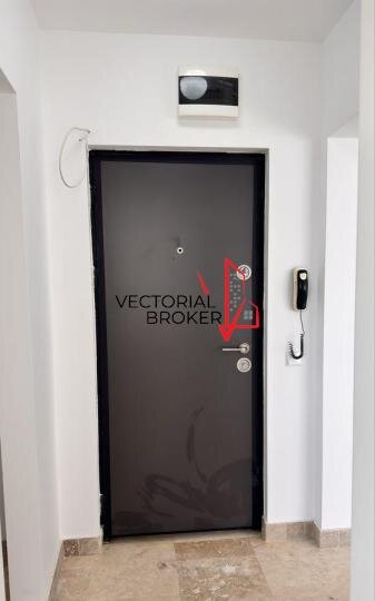 Ferdinand, 3 camere decomandat, revovat integral.