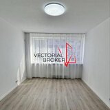 Bd. Ferdinand 3 camere decomandat, revovat integral